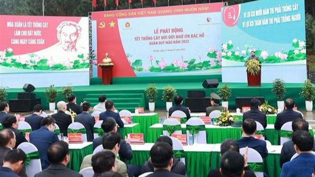  PM Pham Minh Chinh à la Fête de plantation d'arbres du Printemps 2023 lancée dans la zone historique K9 – Da Chong. Photo: VNA