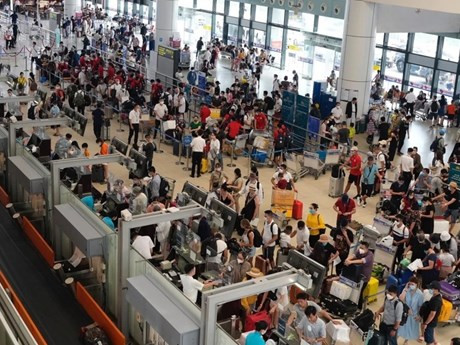 Pendant les vacances du Nouvel An lunaire 2024, le marché du transport aérien a dénombré plus de 1,5 million de passagers. Photo : VNA.