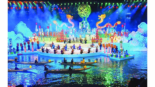 Les festivals tout au long des quatre saisons créent une attractivité tout à fait unique pour les visiteurs lors du choix de l'ancienne capitale impériale. Photo : NDEL.