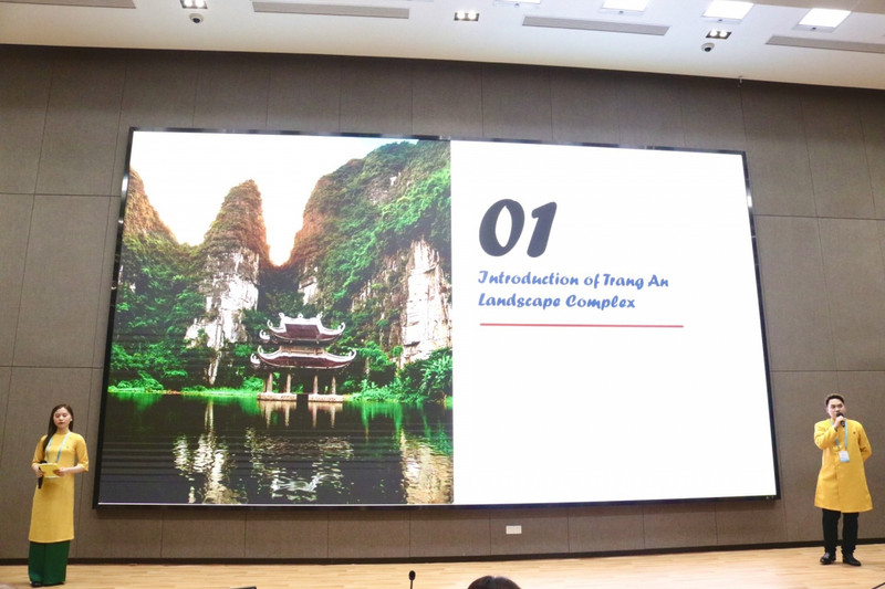 L’équipe de l’université de Hoa Binh lors du concours. Photo: VOV