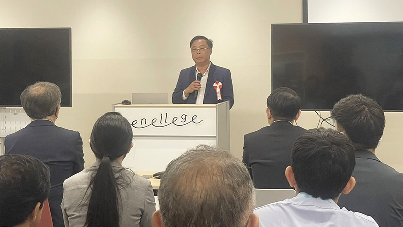 Lors du colloque afin de présenter le potentiel et de promouvoir la coopération en termes de tourisme entre le Vietnam et le Japon. Photo: thoidai