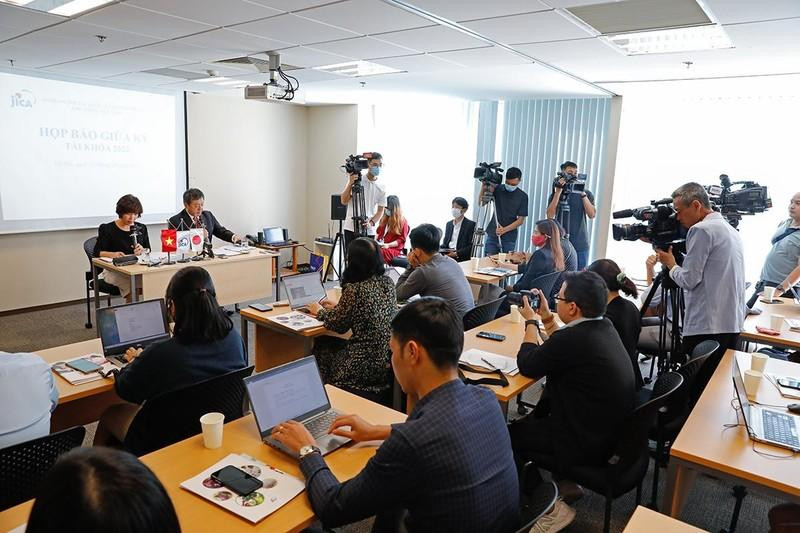 Lors de la conférence de presse tenue le 12 octobre à Hanoi. Photo: NDEL