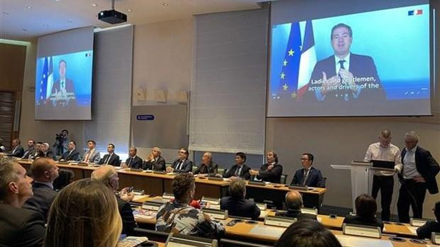 Le ministre délégué auprès du ministre de l’Europe et des Affaires étrangères, chargé du Commerce extérieur, de l’Attractivité et des Français de l’étranger, Olivier Becht, lors de l’événement. Photo : VNA. 