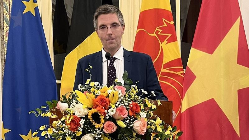 Nicolas Dervaux, représentant des gouvernements wallons et de la FWB au Vietnam, prend la parole. Photo : Mai Khanh/NDEL