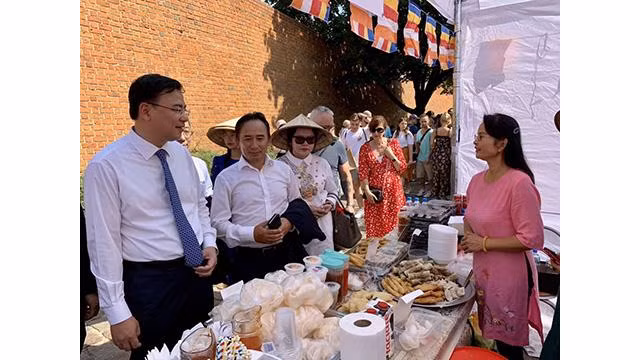 La zone de la cuisine lors du festival de la culture vietnamienne en Pologne. Photo: Thoidai