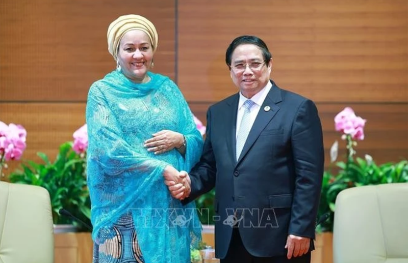 Le Premier ministre Pham MInh Chinh reçoit la vice-secrétaire générale des Nations Unies, Amina Mohammed. Photo :VNA