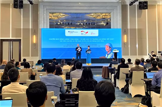 Un colloque sur la transition énergétique a été organisé le 20 septembre à Hanoï par l’Ambassade d’Allemagne au Vietnam. Photo : Linh Vi.