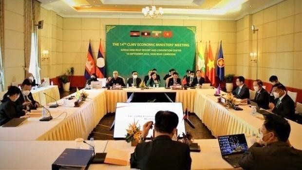 Lors de la 14e réunion des ministres de l'Économie du Cambodge, du Laos, du Myanmar et du Vietnam (CLMV-EMM 14). Photo:VNA