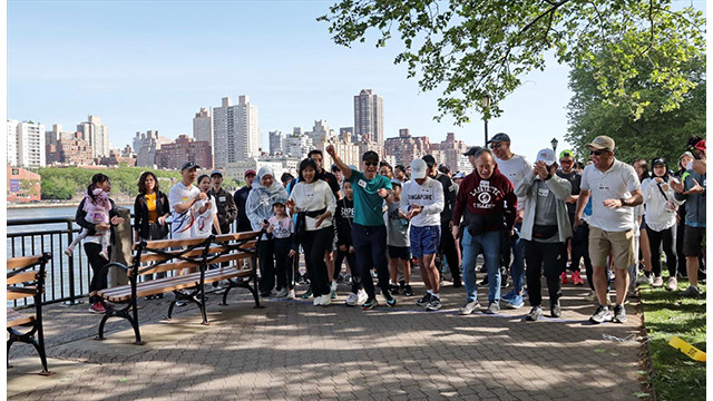 Les participants au tournoi de course d'amitié « ASEAN Fun Run » sur Roosevelt Island, à New York. Photo : baoquocte.vn