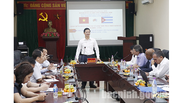 La vue générale de la séance de travail. Photo : bacninh.gov.vn