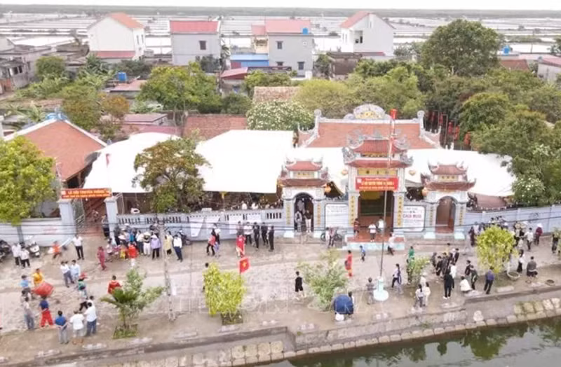 Le sanctuaire de Ba Chua Muoi. Photo : VNA.
