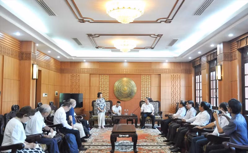 Lors de la rencontre. Photo: thoidai