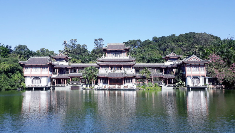 Thanh Tu Son est l'une des principales destinations touristiques de la ville de Nanning (Guangxi - Chine). Photo: kinhtedothi