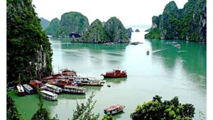 La baie de Ha Long. Photo: http://baophapluat.vn
