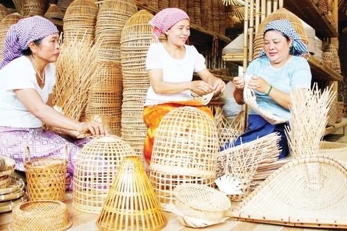 À Can Tho, les métiers traditionnels en quête de renouveau