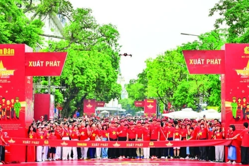 Promouvoir le droit de maîtrise du peuple et renforcer la grande union nationale