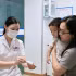 Pour prévenir les maladies infectieuses comme l'encéphalite japonaise, la vaccination reste l'arme la plus efficace. Photo : suckhoedoisong.vn 