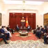 Lors de la rencontre avec l’ambassadeur Olivier Brochet, le secrétaire général du PCV et président To Lam (à droite) a affirmé que le Vietnam accordait toujours de l’importance à ses relations avec la France. Photo : VNA.
