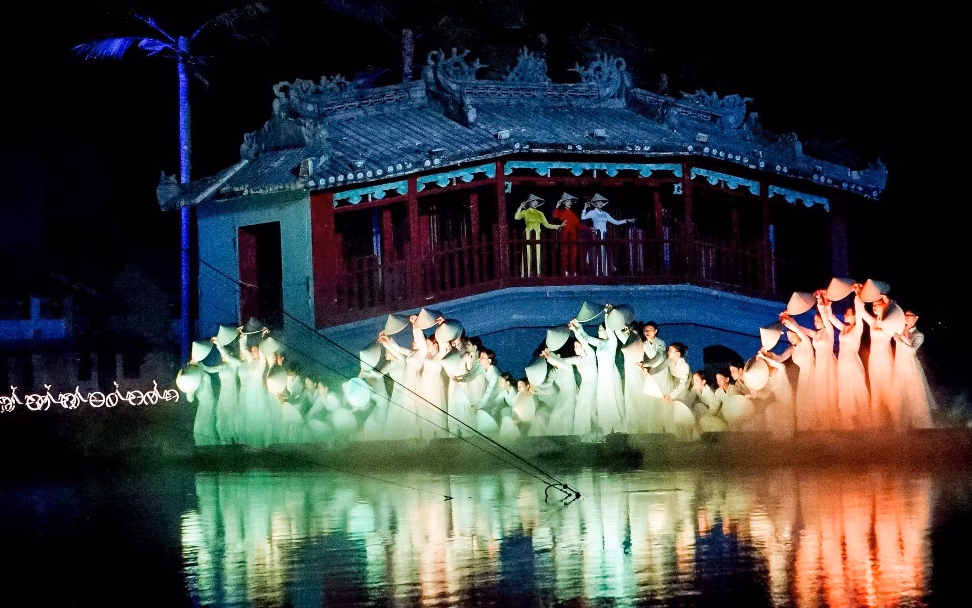 Souvenirs de Hoi An : un spectacle vivant impressionnant. Photo : VNA