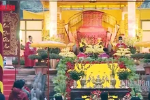 Cérémonie d’offrande d'encens pour inaugurer le Nouvel An lunaire du Cheval 2026 à la Citadelle impériale de Thang Long