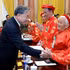 Le secrétaire général du Parti et président To Lam rencontre à Hanoï les personnes âgées exemplaires. Photo : Dang Khoa/NDEL. 