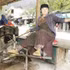 Le tissage du chanvre, gardien de l’âme culturelle des H’Mong des montagnes de Tuyen Quang