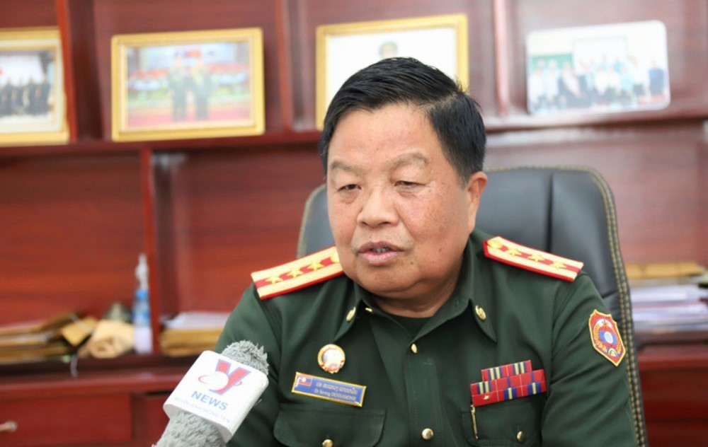 Le colonel Saveng Dennamonh, commissaire politique de l’Internat de culture ethnique de l’Armée populaire lao (APL). Photo : VNA. saveng-armee-laos.jpg
