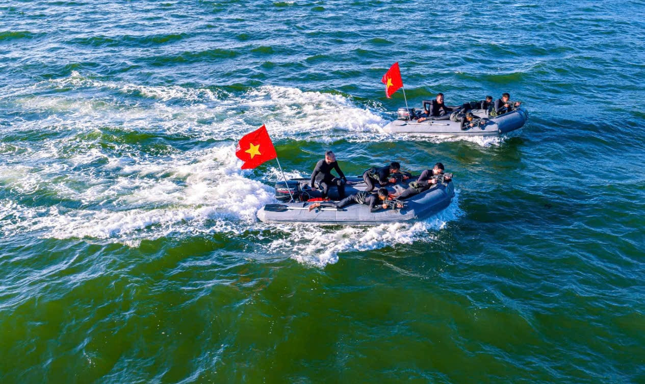 Les soldats de la Brigade des commandos marins 126. Photo : hanoimoi.