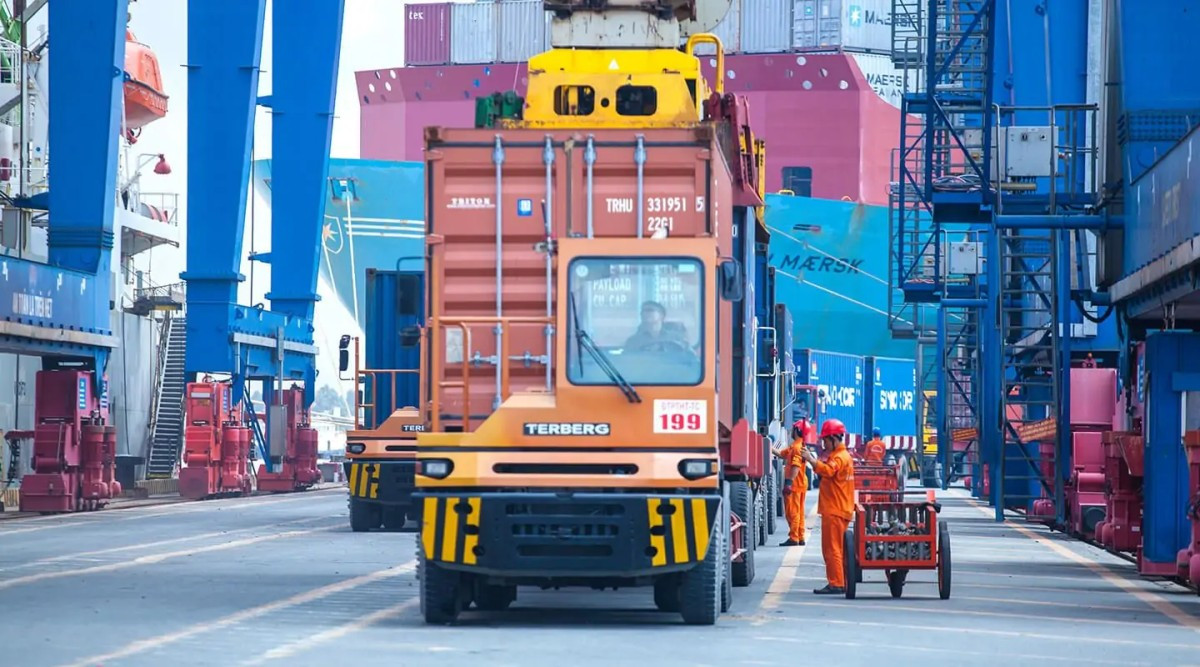 Le port de Tan Cang-Cat Lai est aujourd'hui l'un des ports à conteneurs les plus grands et les plus modernes du Vietnam. Photo : VNP. cp-cang-cat-lai-2.jpg