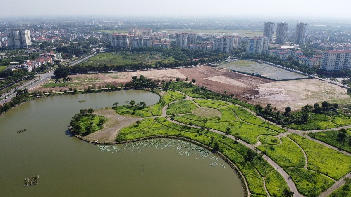 Le Vietnam a aujourd’hui un besoin urgent de normes nationales obligatoires à appliquer aux projets immobiliers dits « verts ». Photo : Vietnambiz. kdt-vert-vietnambiz.jpg