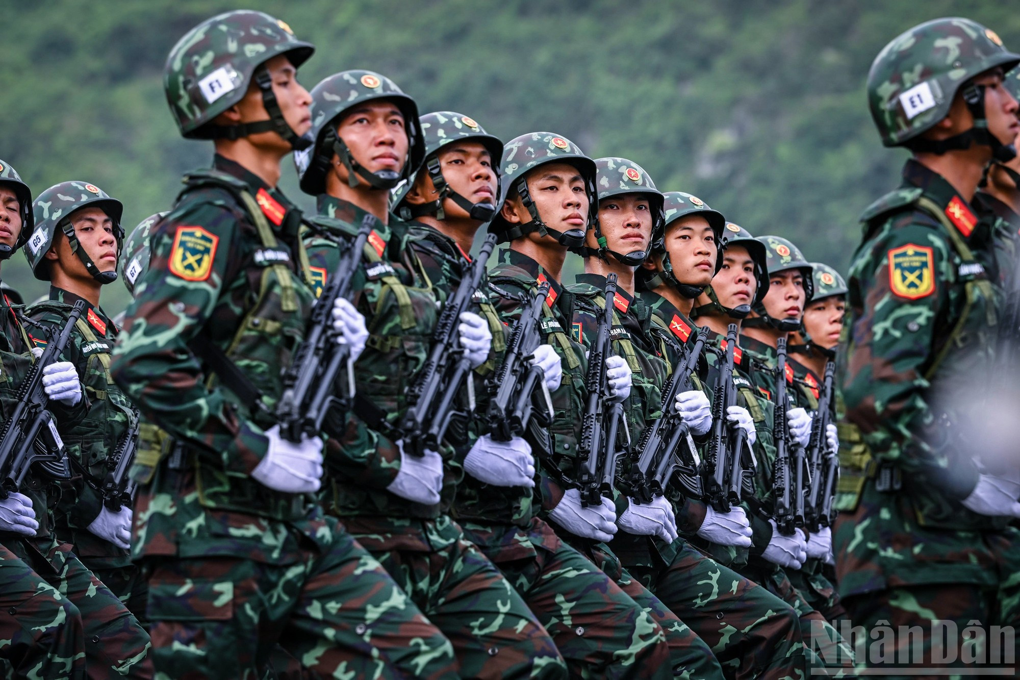 Ce résultat reflète les efforts soutenus et l’entraînement intensif des soldats. kho-luyen.jpg