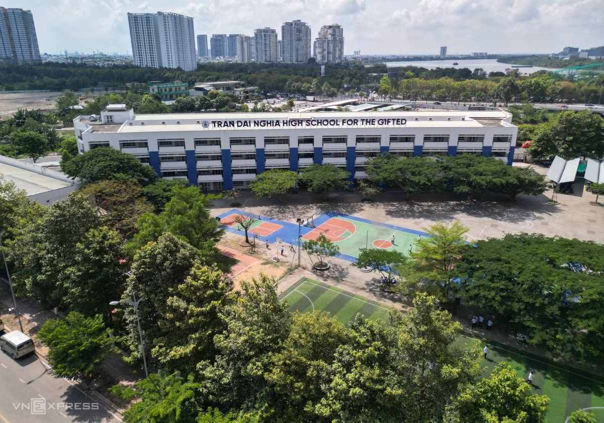 Hô Chi Minh-Ville : le campus moderne d’un lycée d’excellence vieux de 152 ans