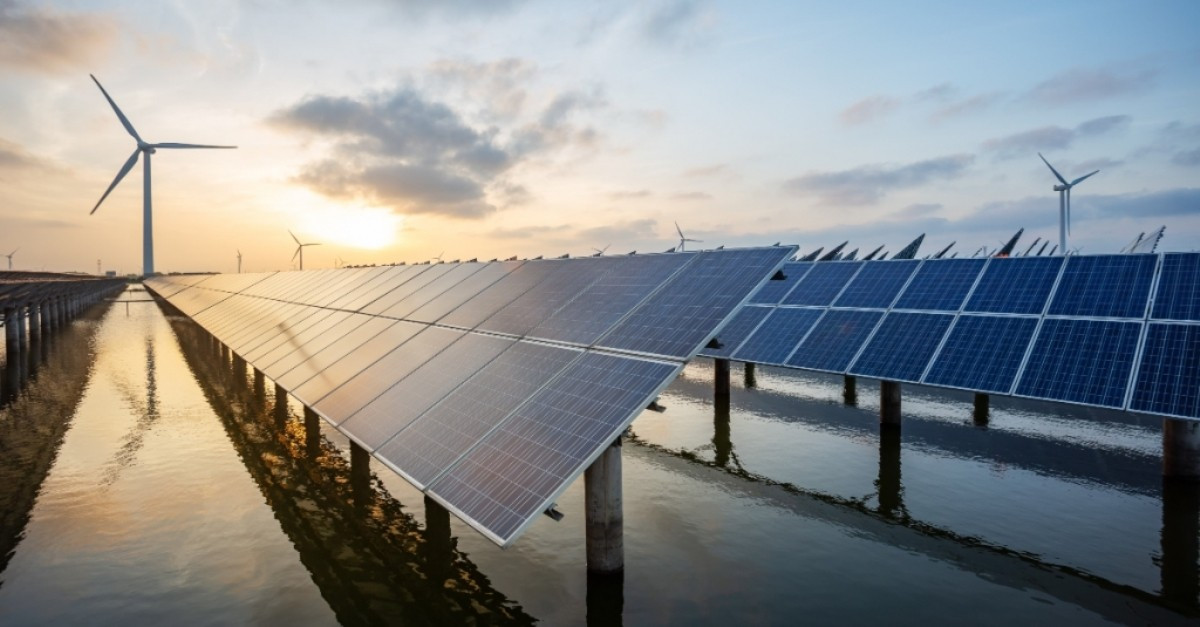 Avec des infrastructures, des politiques et des partenariats adéquats, le Vietnam est prêt à jouer un rôle moteur dans la chaîne de valeur régionale des batteries. Photo : kinhte&dubao. energie-propre-kinhtevadubao.jpg