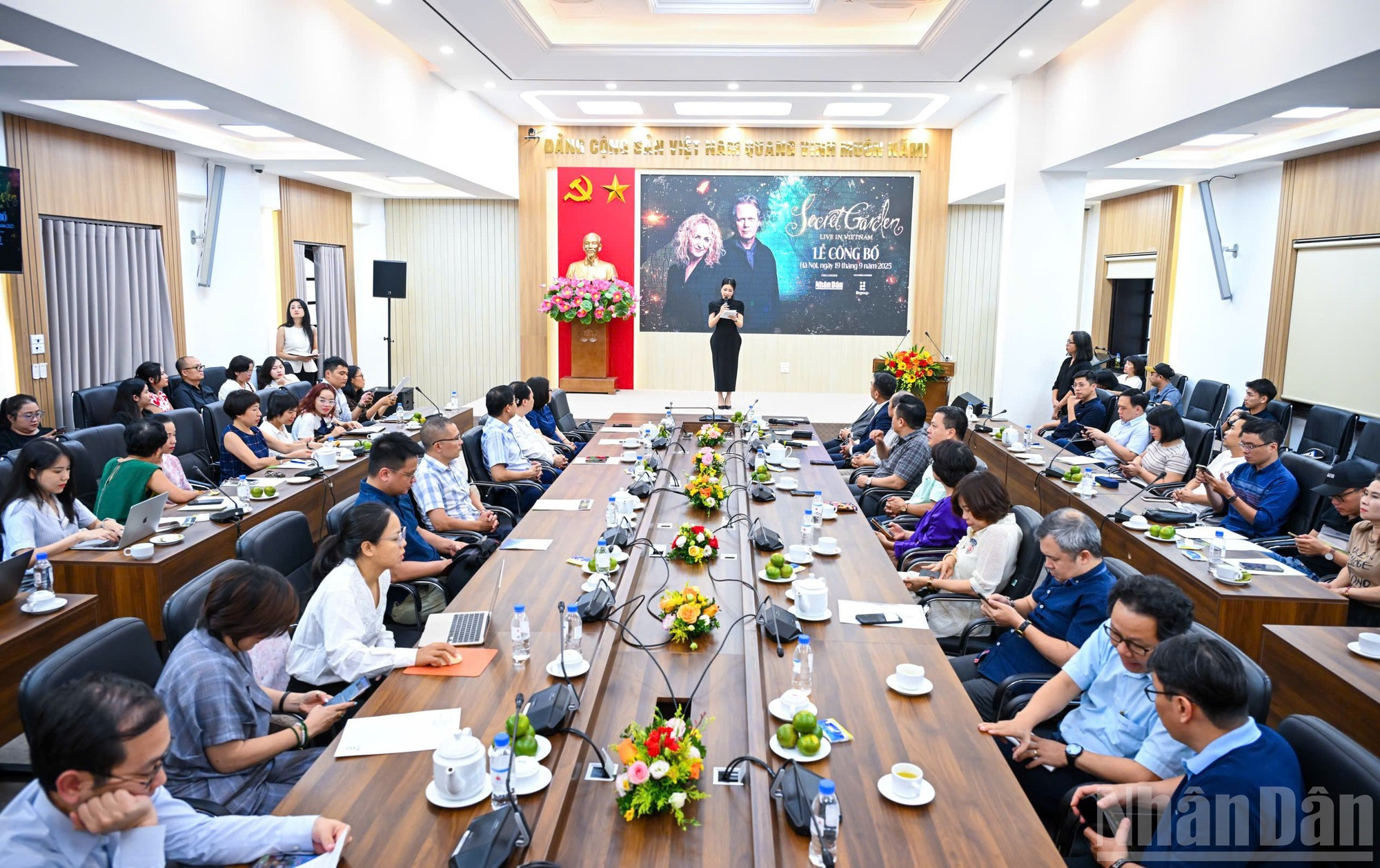 Le concert aura lieu le 18 octobre à 19h30 au Centre national des conférences de My Dinh, à Hanoi. le-final.jpg
