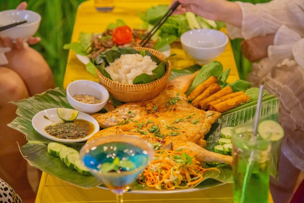 Des plats préparés à partir de produits agricoles locaux. qb-6.jpg