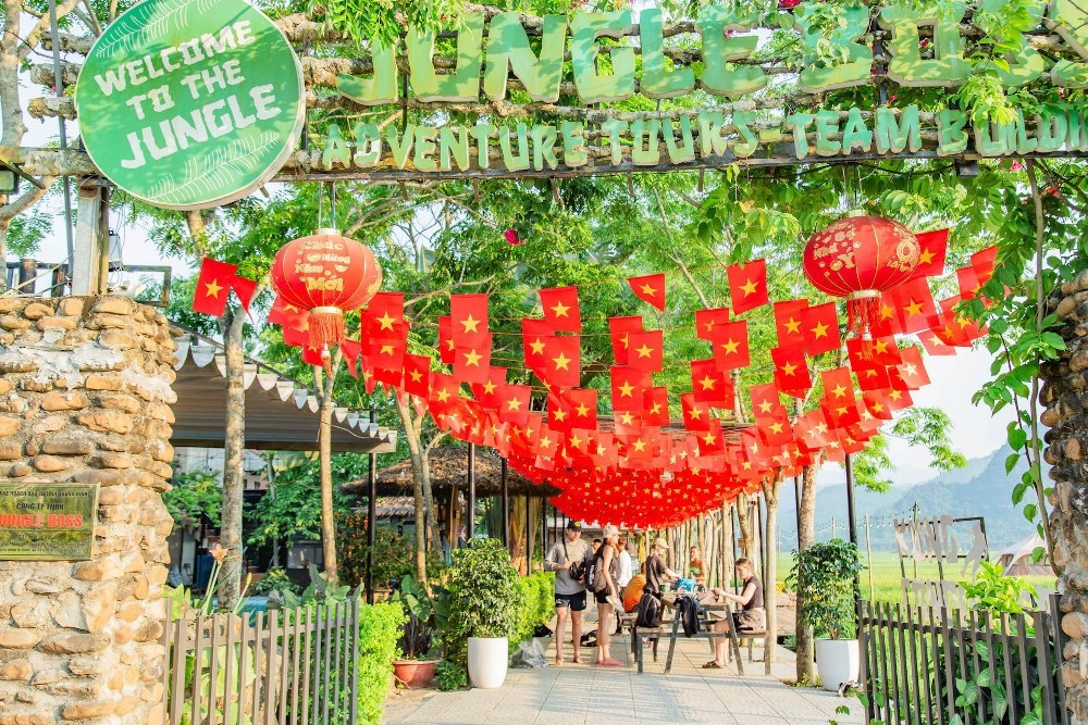 À Quang Binh, la zone touristique de Cu Lac est développée et exploitée par JungleBoss Travellodge. qb-2.jpg