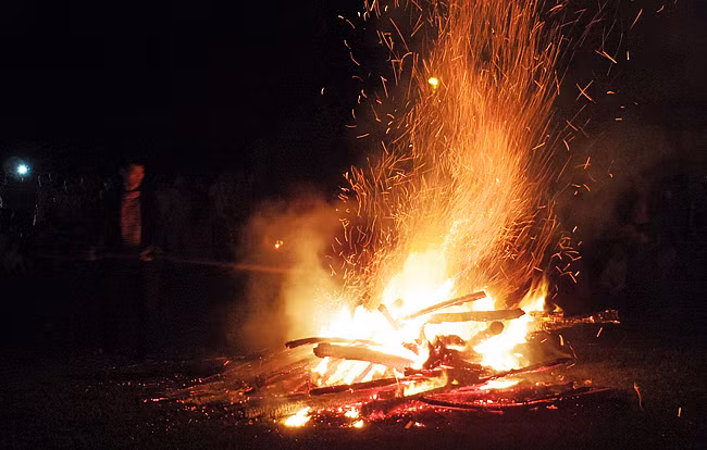 Un «bain de feu» - C’est avec ça que les Pà Then font la fête ảnh 6