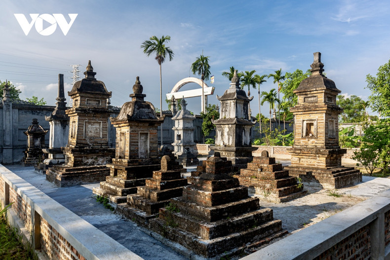 La pagode Muong a été reconnue comme site historique national par le ministère de la Culture, des Sports et du Tourisme en 1992. La pagode Muong a été reconnue comme site historique national par le ministère de la Culture, des Sports et du Tourisme en 1992.