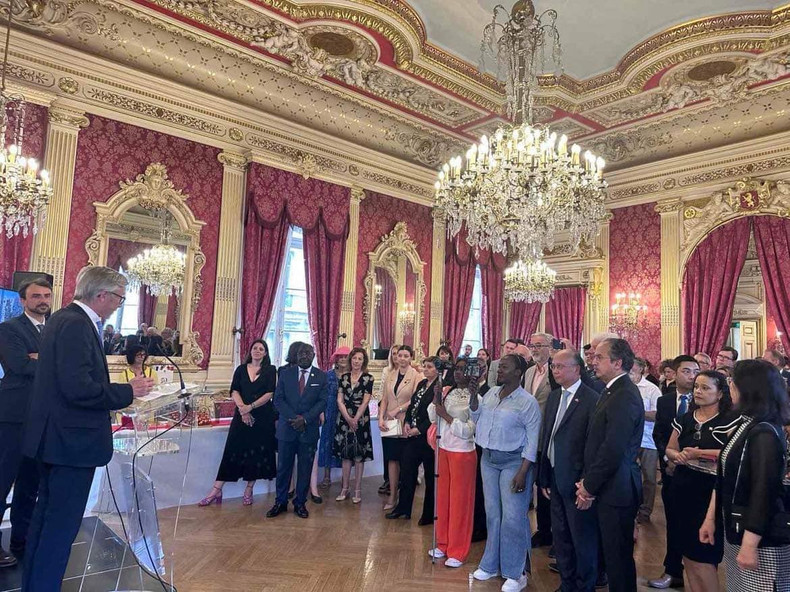 Cérémonie d’accueil tenue à l’Hôtel de Ville de Lyon. Photo : thoidai.com.vn Cérémonie d’accueil tenue à l’Hôtel de Ville de Lyon. Photo : thoidai.com.vn