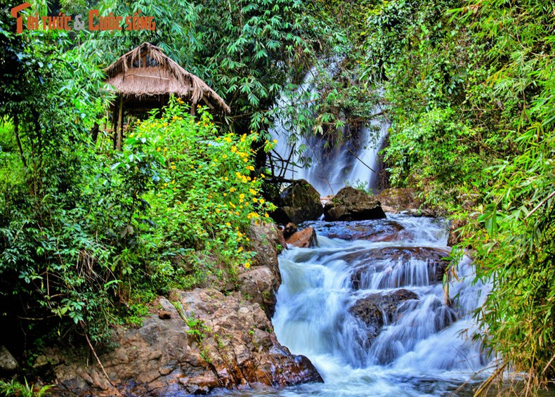 La cascade de Tea Prông. La cascade de Tea Prông.