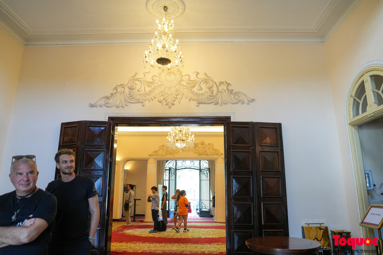 Les espaces à l'intérieur du Palais sont présentés pour la première fois aux visiteurs. Les espaces à l'intérieur du Palais sont présentés pour la première fois aux visiteurs.