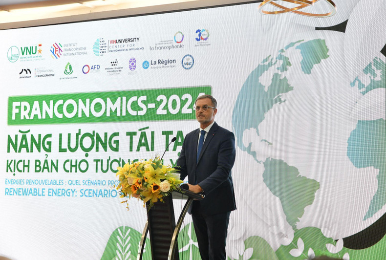 L'ambassadeur de France au Vietnam, Olivier Brochet, prend la parole. Photo : IFI.