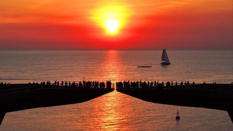 Le pont Hôn (Baiser) ou Kiss Bridge, sur l'île de Phu Quôc, province de Kiên Giang. Photo : NDEL. Le pont Hôn (Baiser) ou Kiss Bridge, sur l'île de Phu Quôc, province de Kiên Giang. Photo : NDEL.