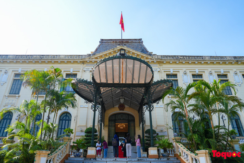 Dans le cadre du Festival de design créatif de Hanoi 2024, ce lieu est un espace de création privilégié. C’est aussi la première fois qu’il est ouvert aux visiteurs. Dans le cadre du Festival de design créatif de Hanoi 2024, ce lieu est un espace de création privilégié. C’est aussi la première fois qu’il est ouvert aux visiteurs.