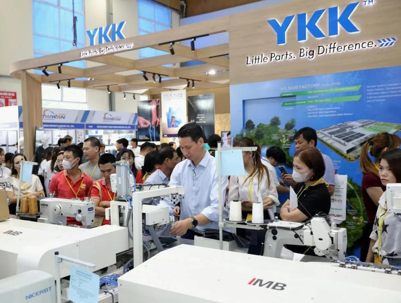 L'exposition HanoiTex & HanoiFabric. Photo : congthuong.vn