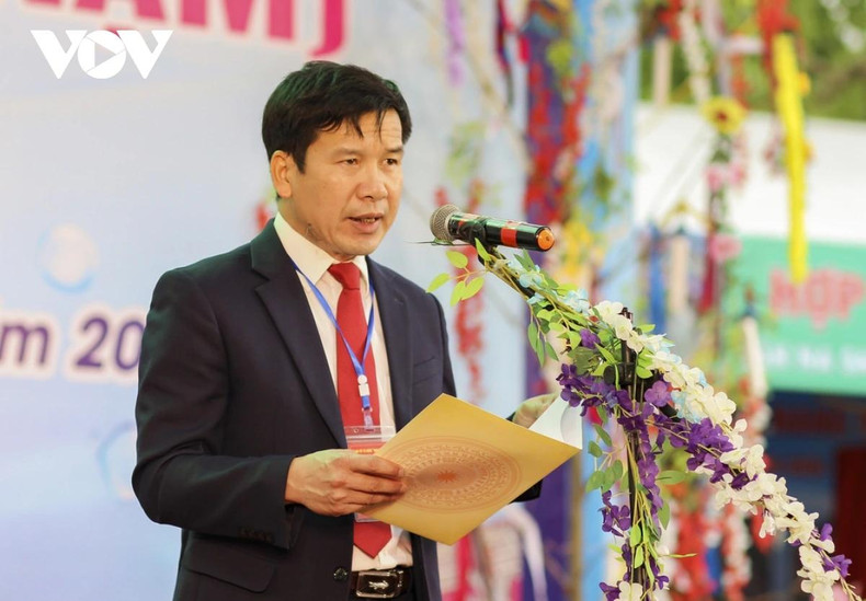 Selon Nong Quang Thang, vice-président du Comité populaire du district de Dien Bien, le Fête Bun Huot Nam a été classée au patrimoine culturel immatériel national. C'est l'occasion d'honorer, de préserver et de diffuser les bonnes valeurs culturelles traditionnelles de l’ethnie Lao.