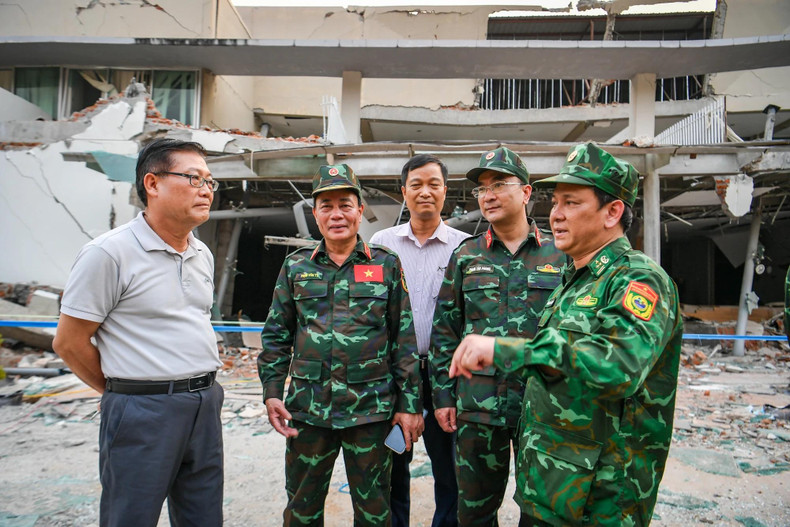 Le Vietnam est le 4e pays de la région ASEAN à être présent seulement 2 jours après le tremblement de terre. Photo : NDEL. Le Vietnam est le 4e pays de la région ASEAN à être présent seulement 2 jours après le tremblement de terre. Photo : NDEL.