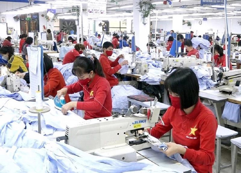 Dans une usine de textiles et de vêtements. Photo: Vneconomy