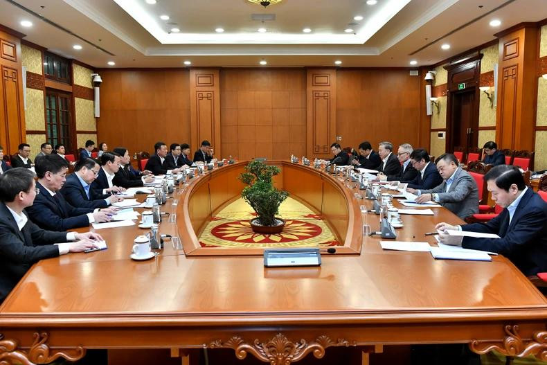 Le secrétaire général du Parti communiste du Vietnam, Tô Lâm, lors de la séance de travail avec le comité du Parti de l’Inspection du gouvernement. Photo : VNA. Le secrétaire général du Parti communiste du Vietnam, Tô Lâm, lors de la séance de travail avec le comité du Parti de l’Inspection du gouvernement. Photo : VNA.