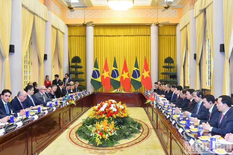 Vue d’ensemble de l’entretien. Photo : NDEL.